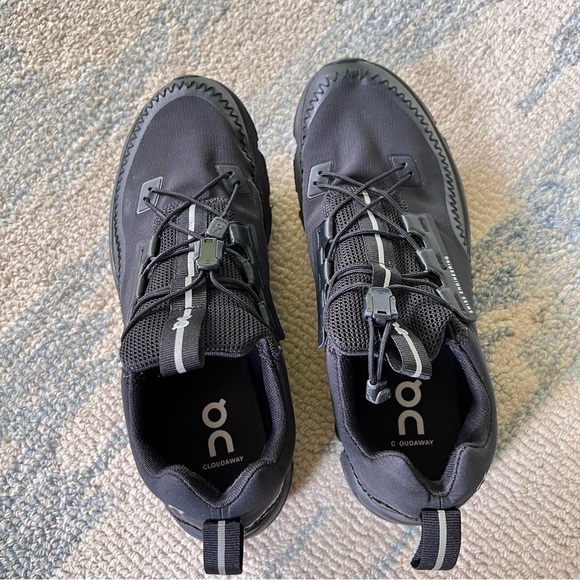 ON CLOUD CLOUDAWAY TRAINERS SNEAKER ALL BLACK SIZE 9 EUC - Picture 3 of 12